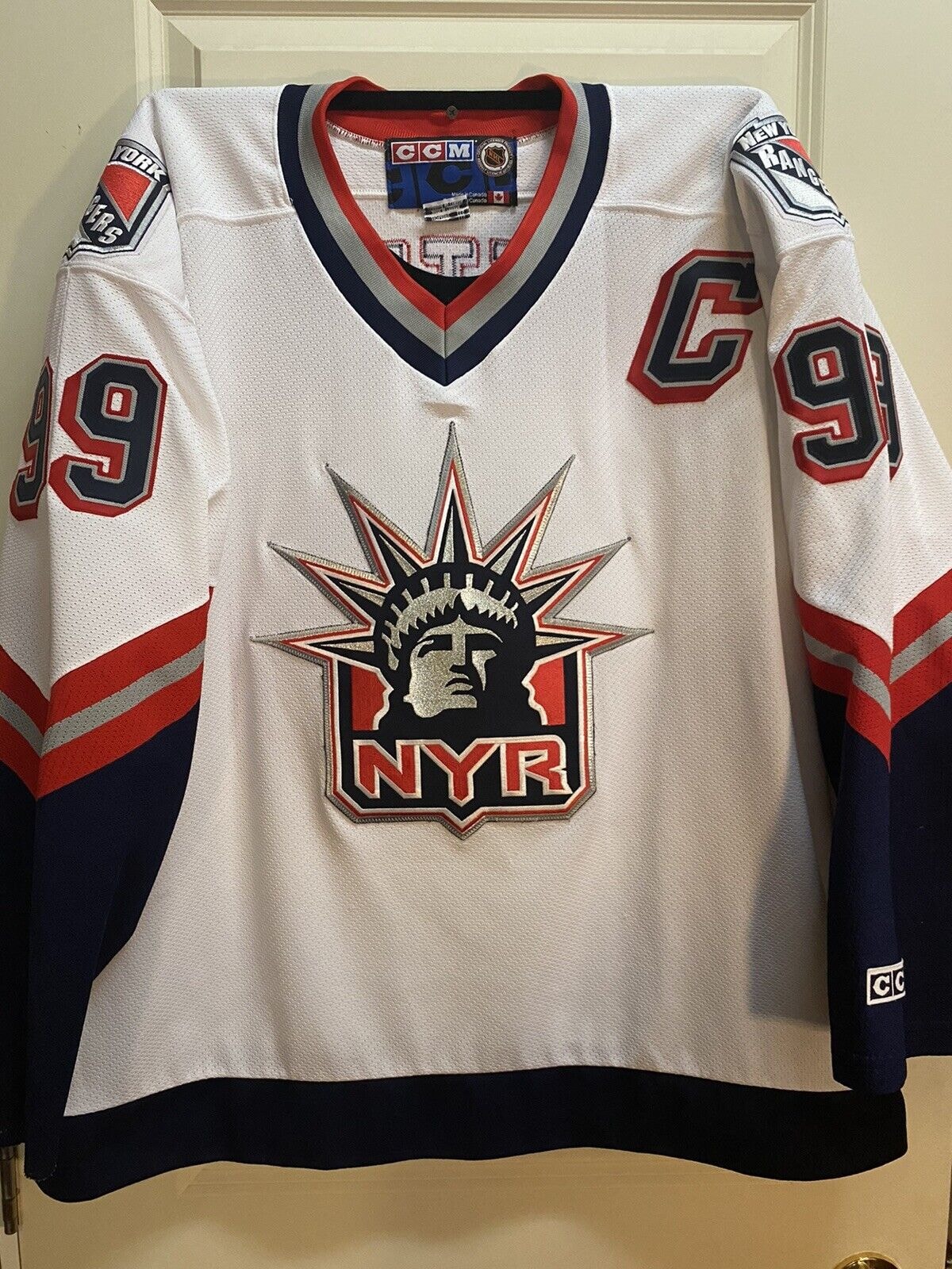 Nyr Liberty Rangers Jersey NY RANGERS JERSEY SIZE XL LADY LIBERTY 